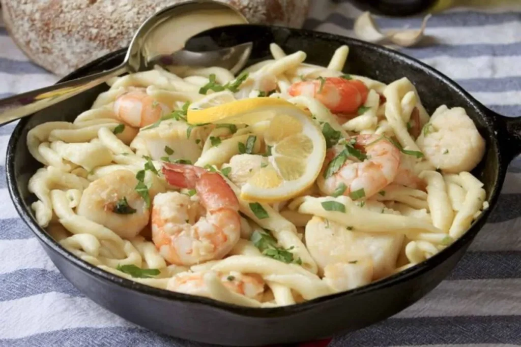 Tasty Shrimp Chicken Pasta